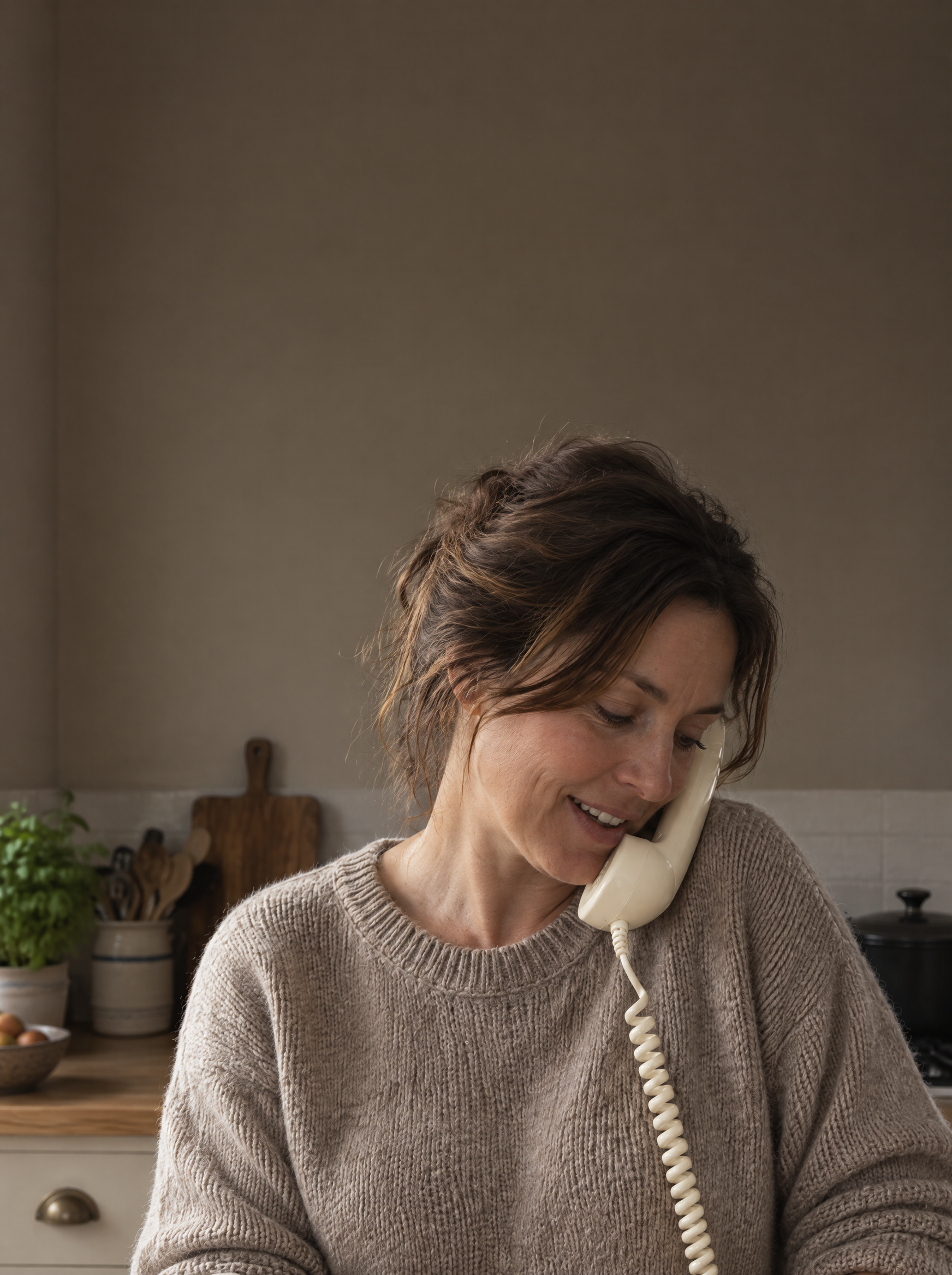 The Hullo handset on a cream surface
